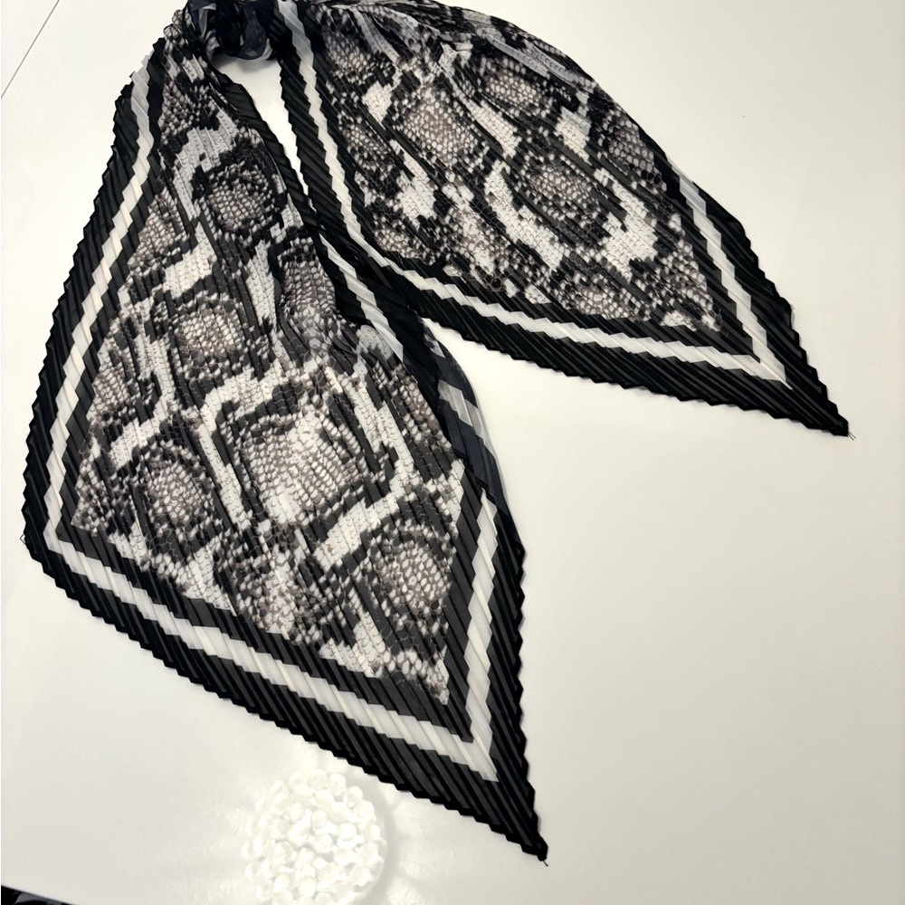 Snake Print Aldo Light Scarf